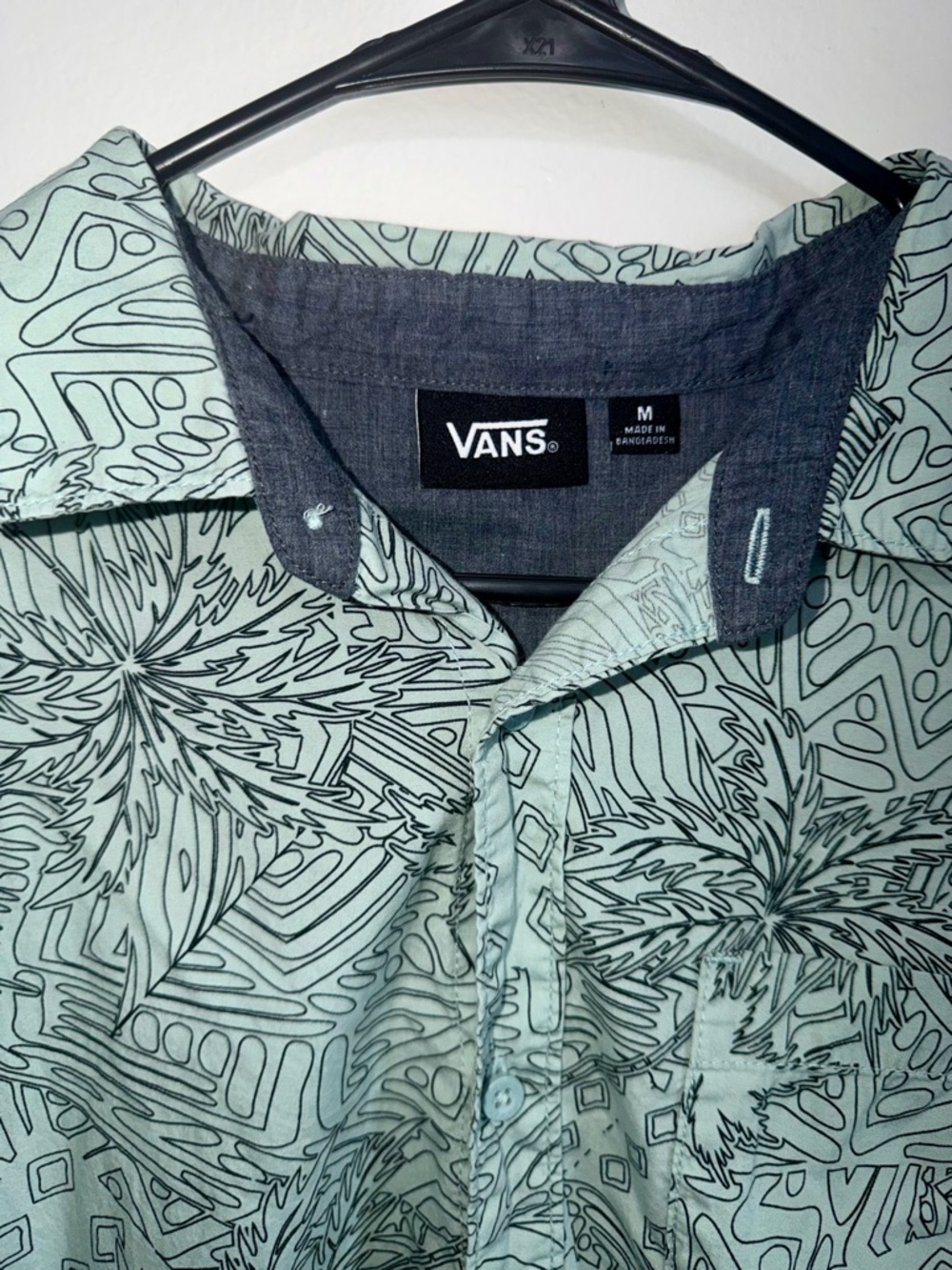 Vans Mint Green Paisley-Style Print Button-Up Shirt Size Medium